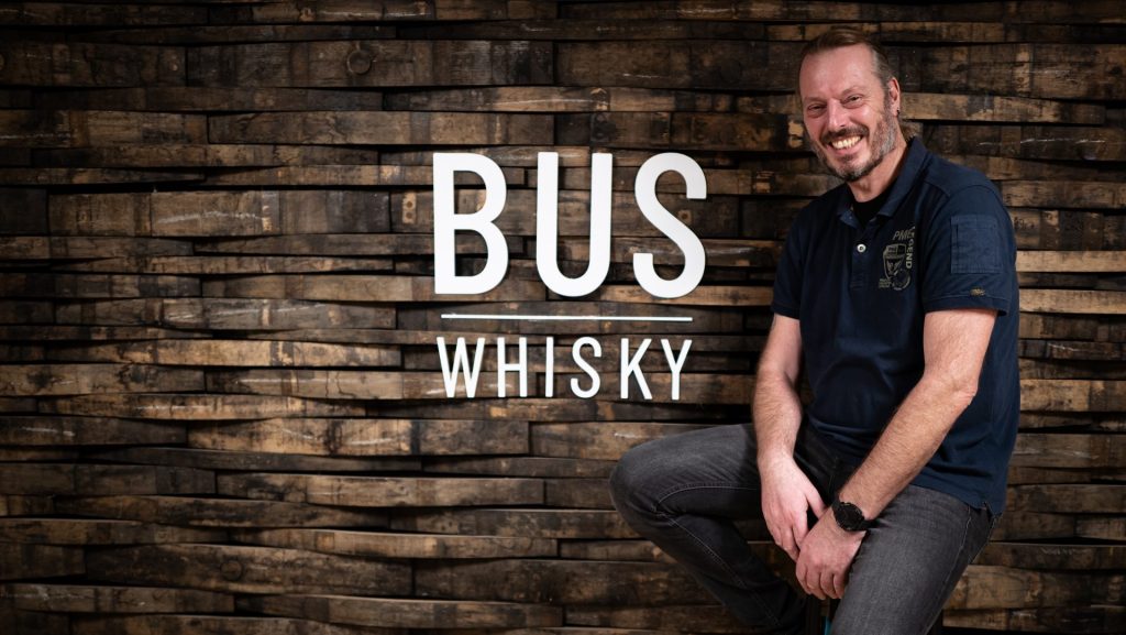 Bezoek Bus Distillery